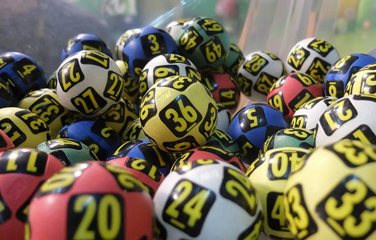 A bunch of colorful lottery balls.